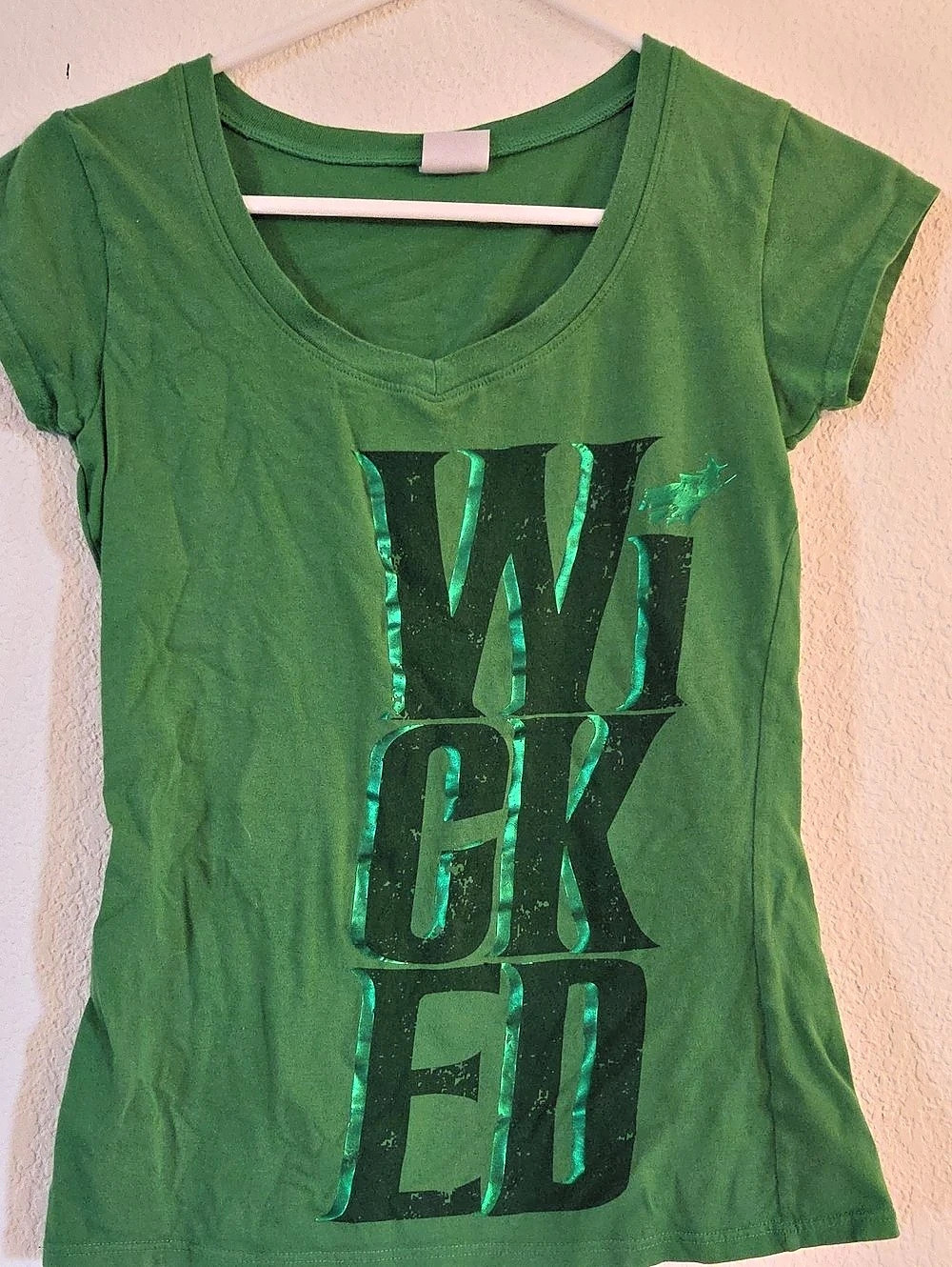Green For Good Graphic Short Sleeve Tee in Green